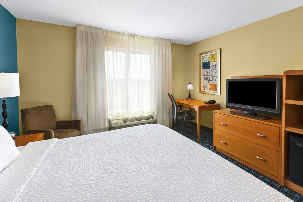 Fairfield Inn & Suites By Marriott Lexington North Exterior photo