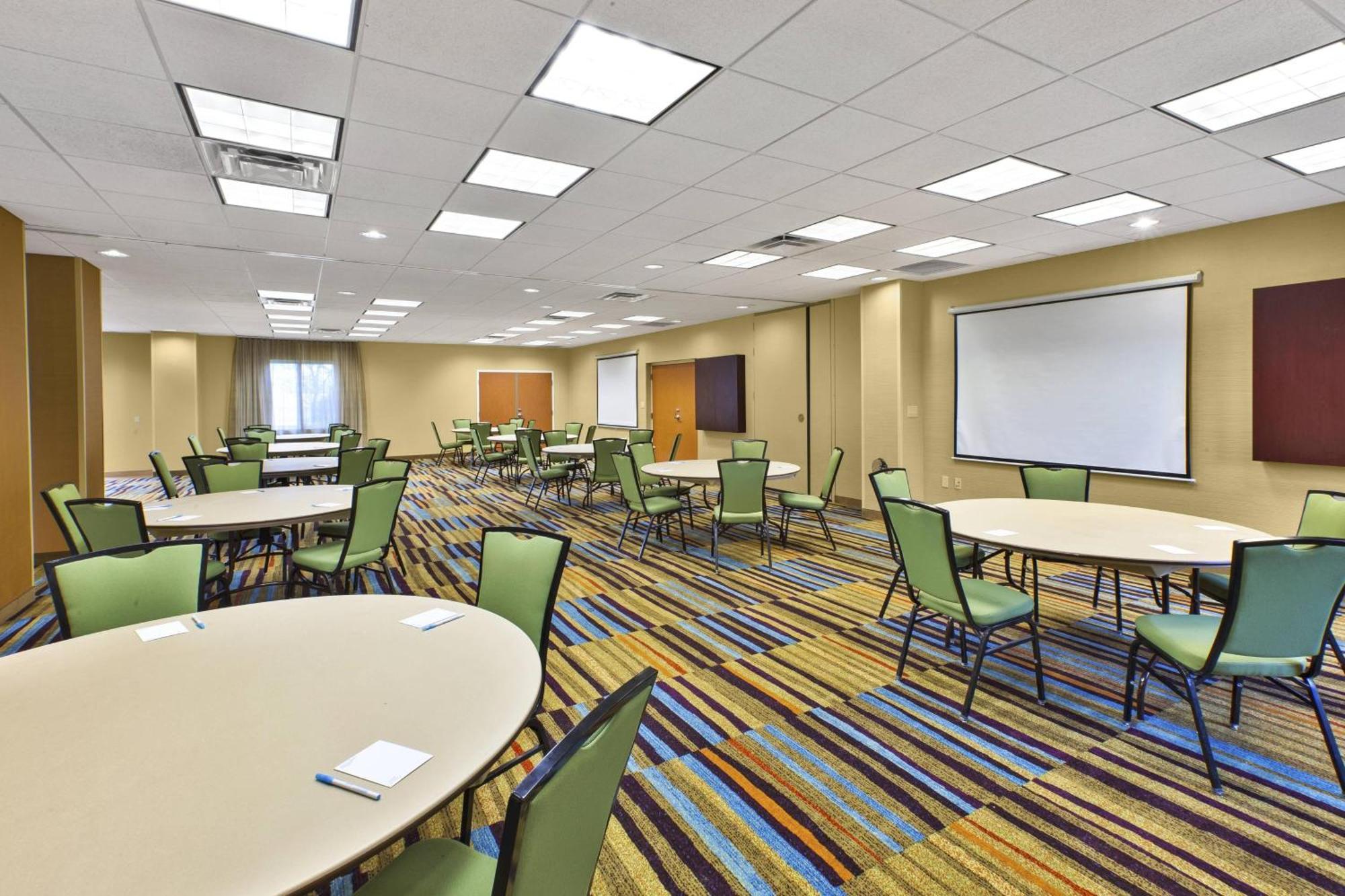 Fairfield Inn & Suites By Marriott Lexington North Exterior photo